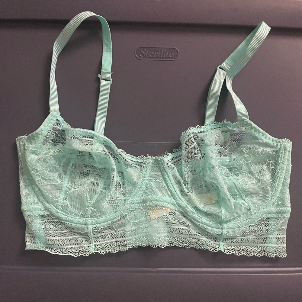 Free People bra